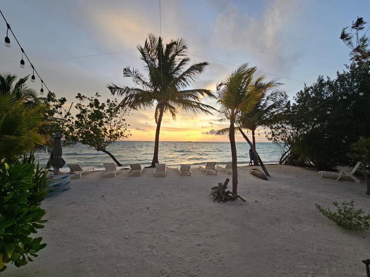 The Sunset Villa Dhiffushi Ngoại thất bức ảnh